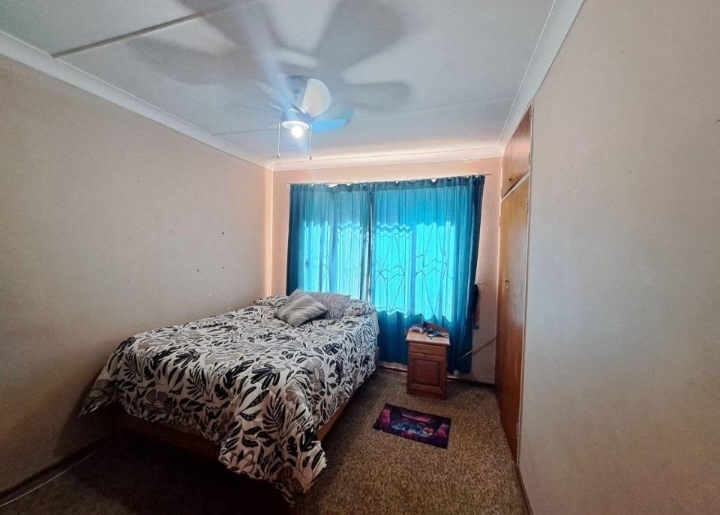 4 Bedroom Property for Sale in Roosheuwel North West